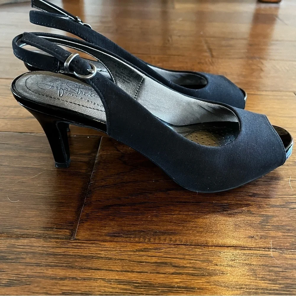 Life Stride Women's Black Peep Toe Slingback 3 Inch Heels size 6.5
